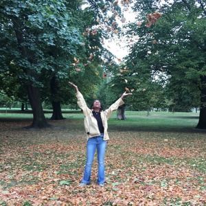 Meet your Posher, Ayana